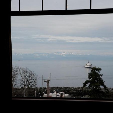 Beyond Bliss Suites & Spa Powell River Pokoj fotografie